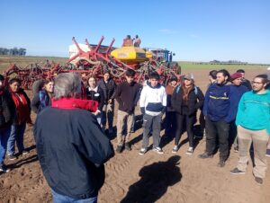 JORNADA DE CAMPO ALUMNOS UTN
